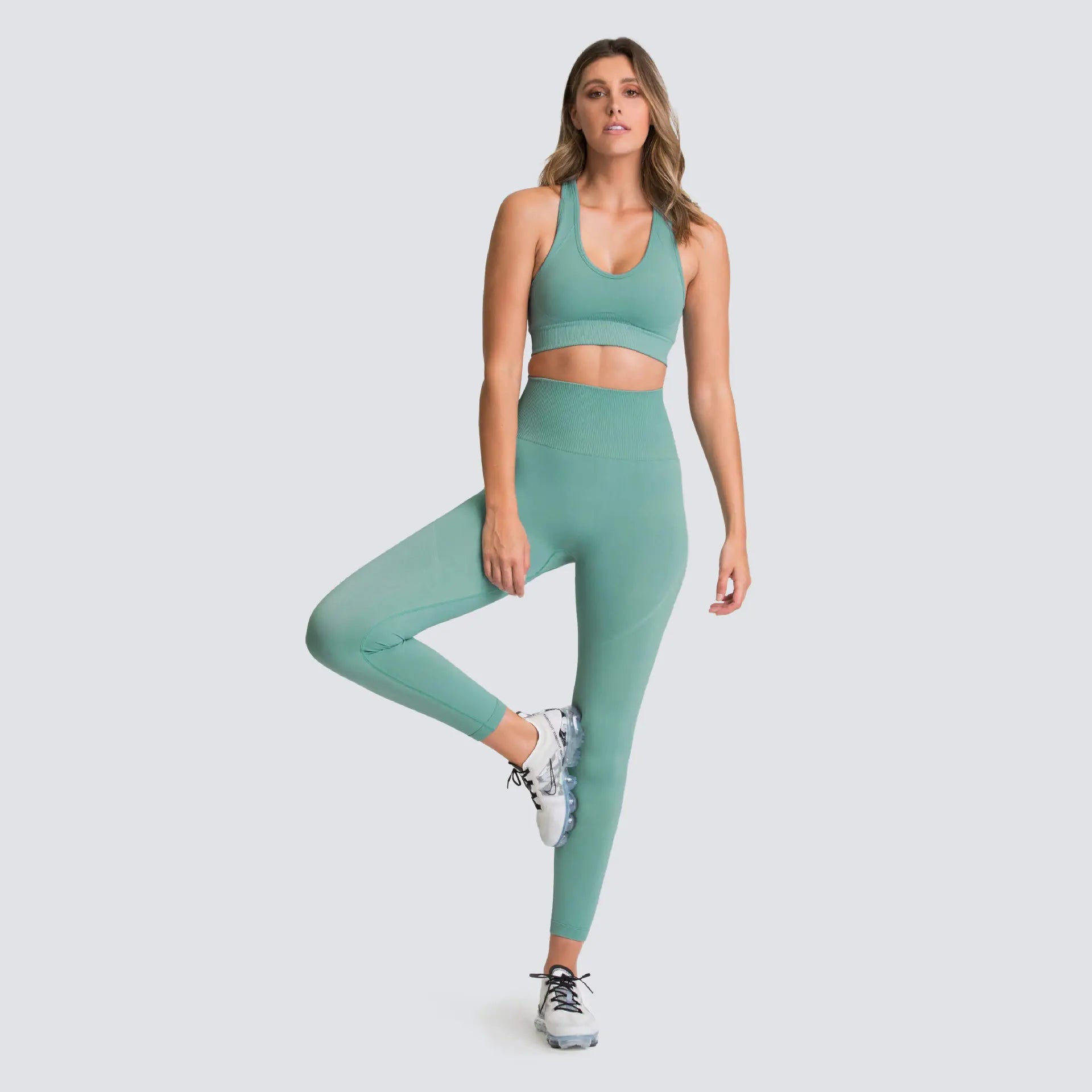 TheZynqo™ Seamless Yoga Set – High Waisted, Shapewear, and Ultra-Comfortable Activewear for Women