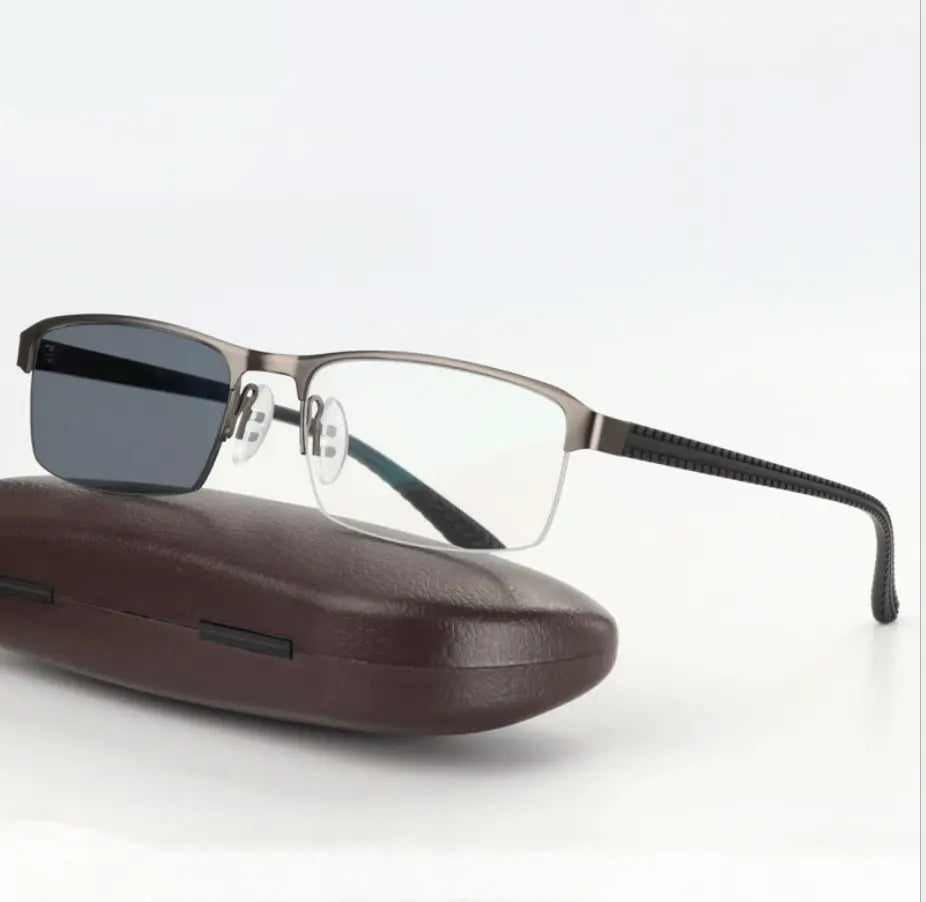 Smart Color-Changing  Glasses for Men and Women