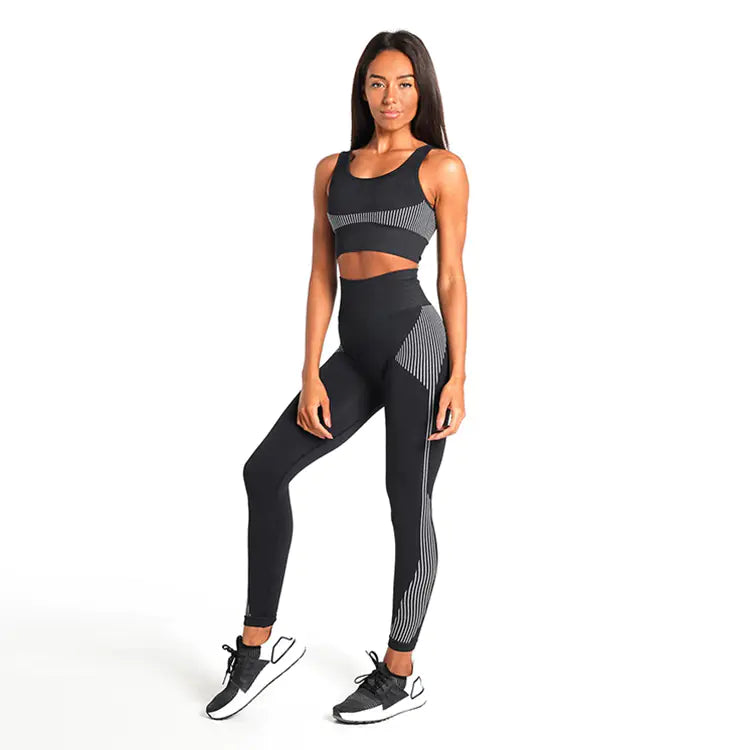 TheZynqo™ Seamless Yoga Set - Flexible Women's Clothing for Full-Time Fitness